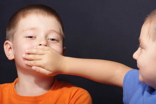 Как отучить ребенка говорить гадости